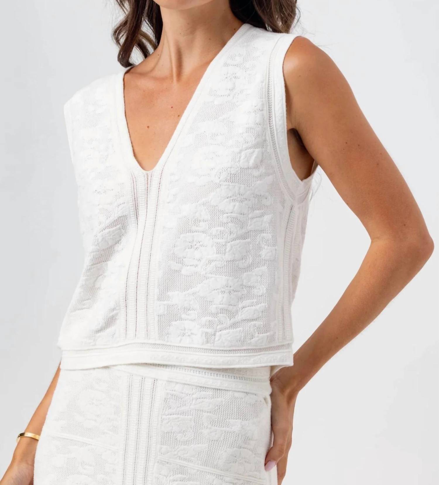 New Sundays Clover Sweater Vest In White